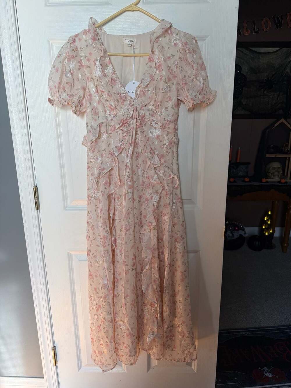 Storia Pink Floral Print Ruffle V-Neck Maxi Dress with Flutter Sleeves